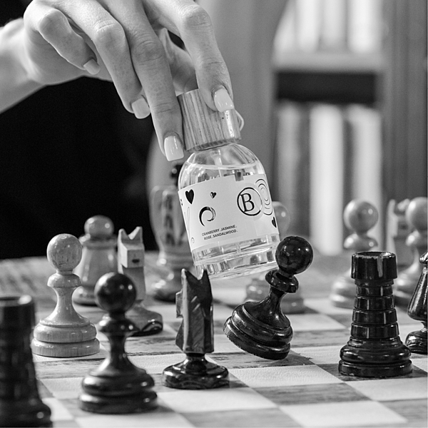 Mainstream vs. niche? Parfumy Bookarazzi menia pravidlá hry